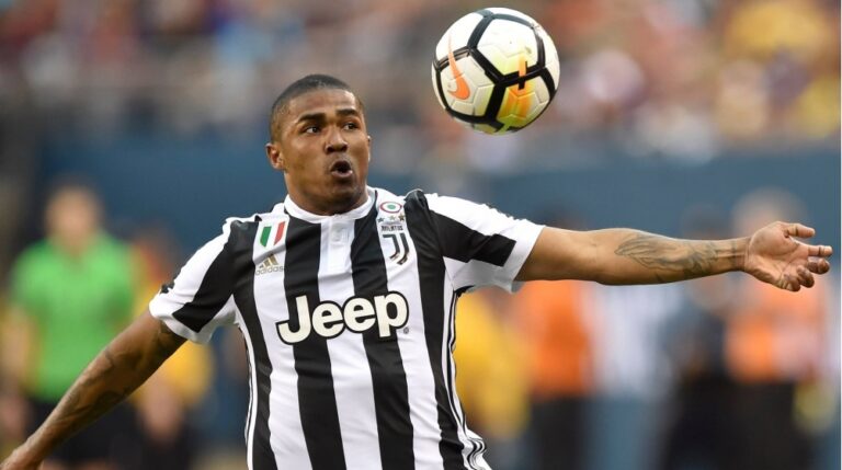 Douglas Costa dan Juventus