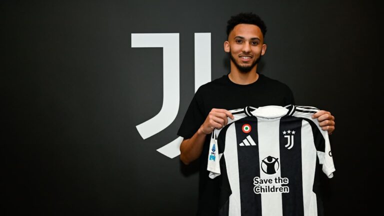 lloyd-kelly-profil-dan-perjalanan-karier-pemain-bola-inggris