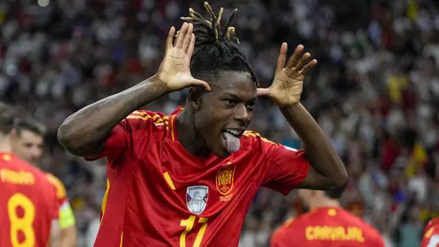 mengenal-pemain-terbaik-nico-williams-bakat-dan-prestasi-terkini