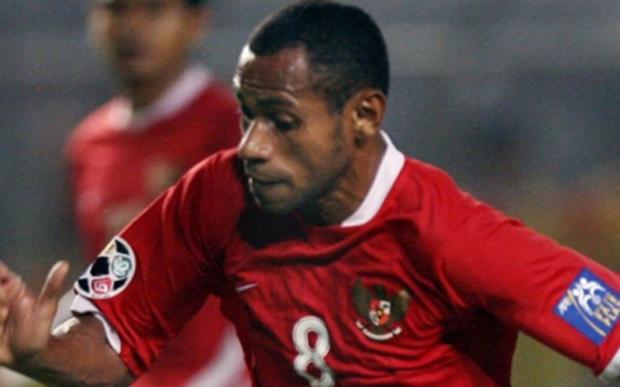 profil-dan-perjalanan-karier-pemain-bola-elie-suheili