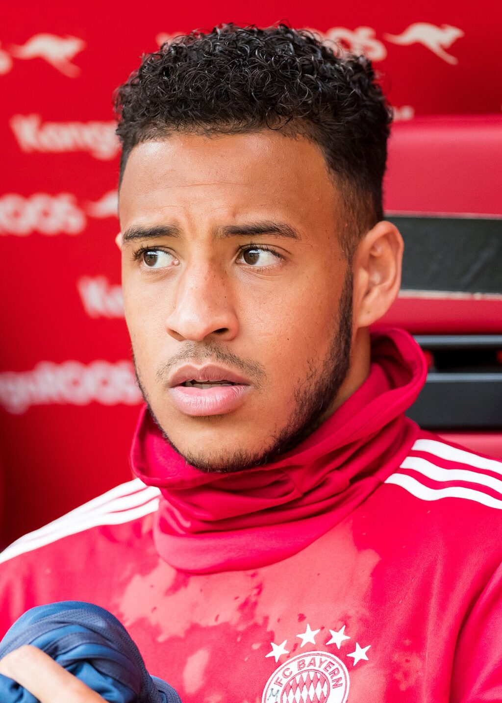 profil-pemain-bola-corentin-tolisso-karier-dan-prestasinya