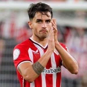 profil-pemain-bola-benat-prados-karier-dan-prestasinya