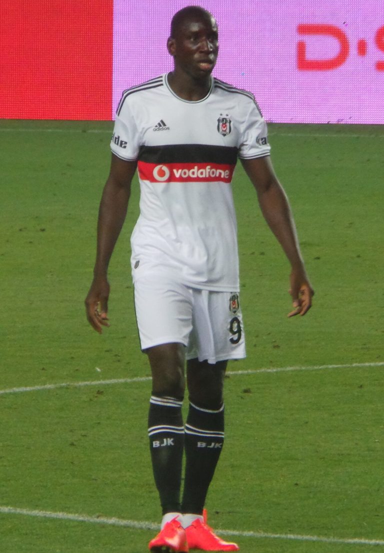 profil-pemain-bola-demba-ba-karier-dan-prestasinya
