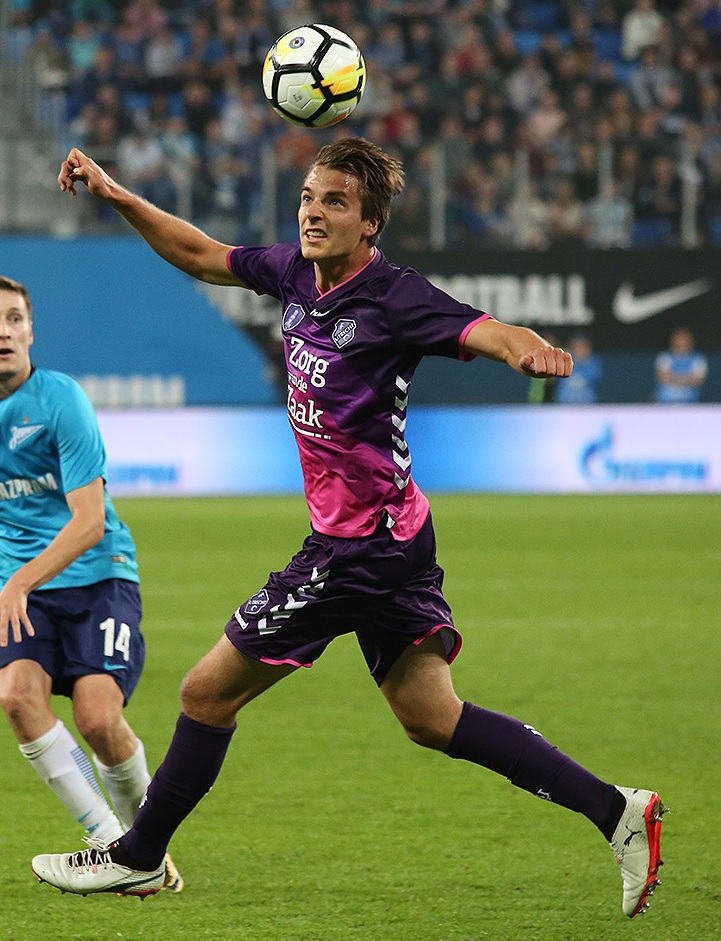 profil-pemain-bola-lukas-gortler-keahlian-dan-kariernya