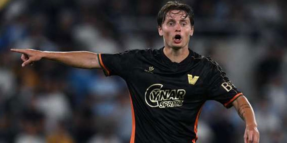 profil-pemain-bola-magnus-kofod-andersen-karier-dan-prestasi
