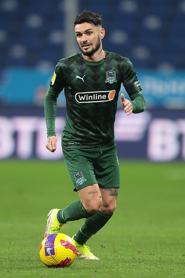 profil-pemain-bola-remy-cabella-karir-dan-peran-di-lapangan