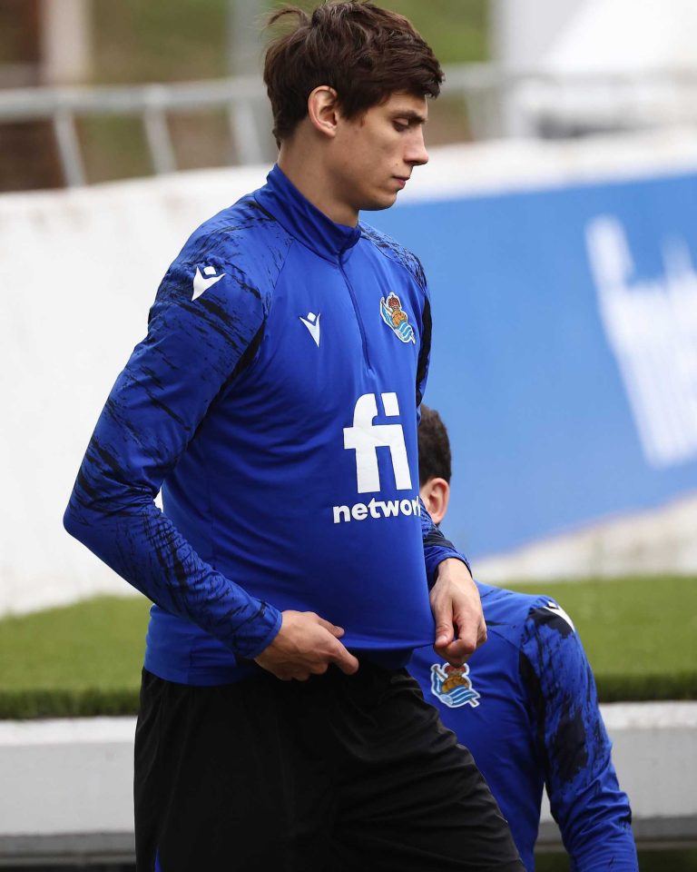 profil-pemain-bola-robin-le-normand-karir-dan-prestasinya