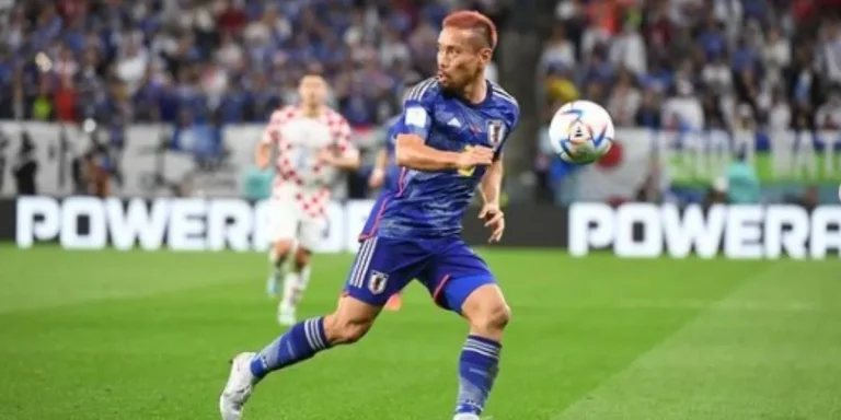 profil-pemain-bola-yuto-nagatomo-karier-dan-prestasi-terkini