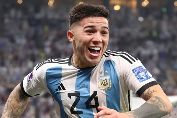 enzo-fernandez-profil-dan-perjalanan-karier-pemain-bola-indonesia
