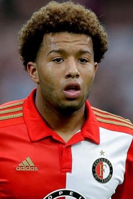 profil-pemain-bola-tonny-vilhena-karier-dan-prestasinya