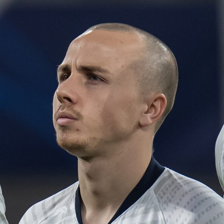 profil-dan-perjalanan-karier-pemain-bola-angelino