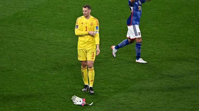 profil-dan-perjalanan-karier-pemain-bola-manuel-neuer