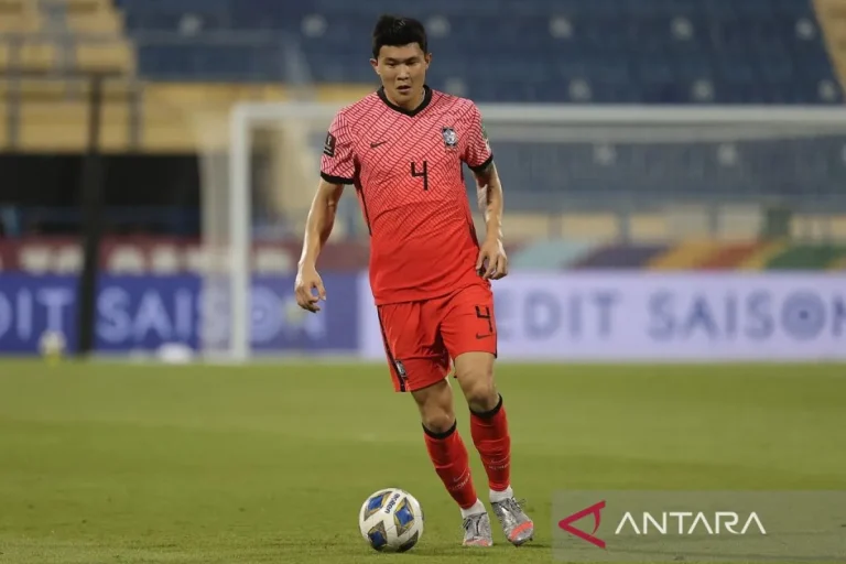 profil-pemain-bola-min-jae-kim-karier-dan-prestasinya