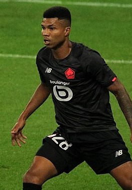 reinildo-mandava-profil-dan-perjalanan-karier-pemain-bola