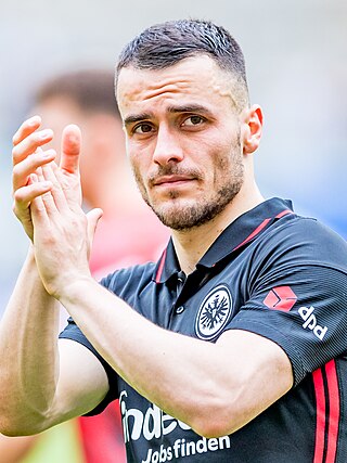 profil-lengkap-pemain-bola-filip-kostic-dan-perjalanannya