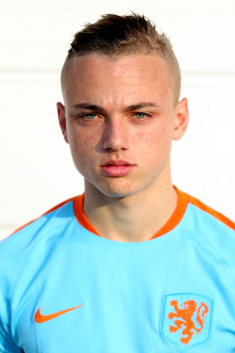 profil-lengkap-pemain-bola-noa-lang-dan-perjalanan-kariernya