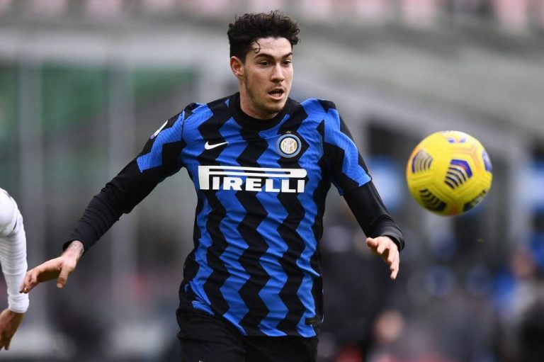 profil-pemain-bola-alessandro-bastoni-bek-muda-berbakat-italia