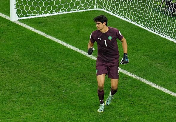 profil-yassine-bounou-kiper-andalan-tim-nasional-maroko