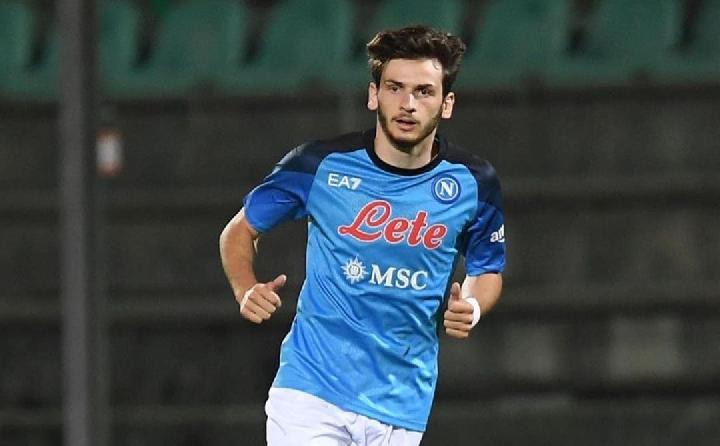 khvicha-kvaratskhelia-profil-dan-perjalanan-pemain-bola-georgia