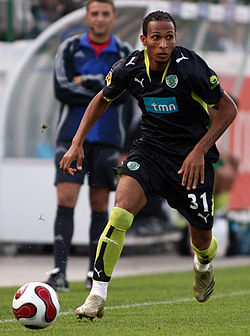 liedson-profil-dan-perjalanan-karier-pemain-bola-brasil