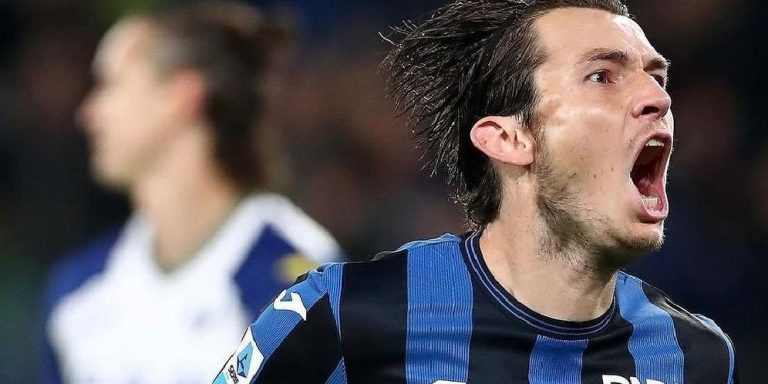 marten-de-roon-profil-dan-peran-pemain-sepak-bola-terbaru