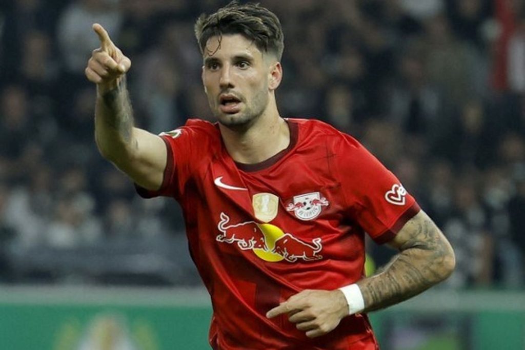 profil-lengkap-pemain-bola-dominik-szoboszlai