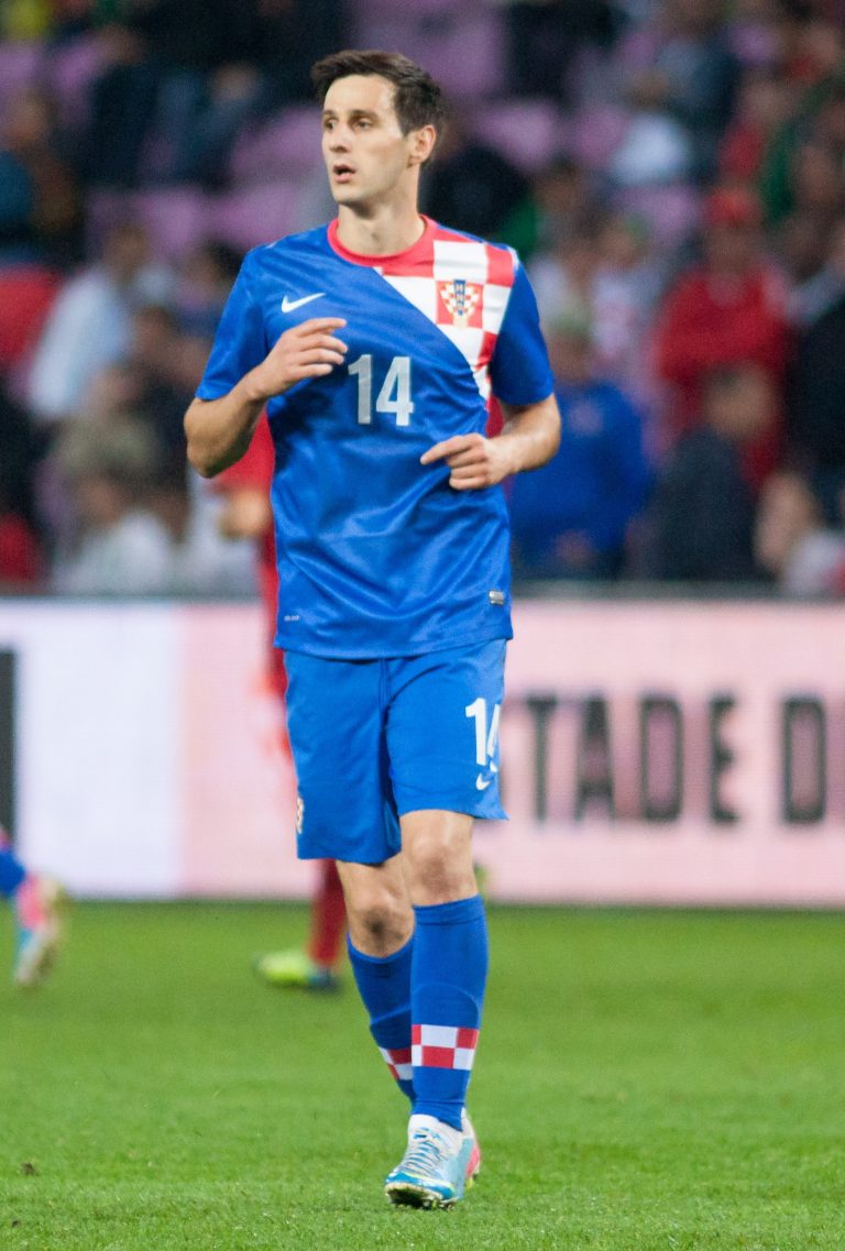 profil-lengkap-pemain-bola-nikola-antic-karier-dan-prestasi