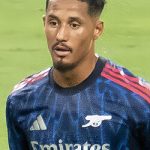 profil-lengkap-pemain-bola-william-saliba-karier-dan-prestasinya