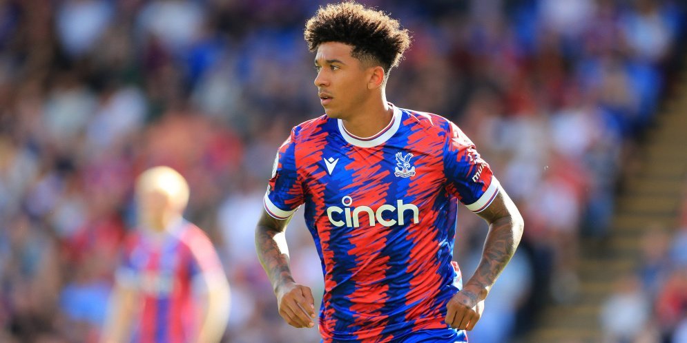 profil-pemain-bola-chris-richards-karir-dan-peran-di-lapangan