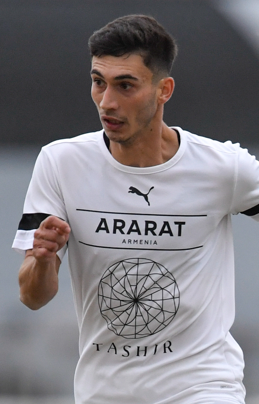 profil-pemain-bola-edgar-grigoryan-karier-dan-prestasinya