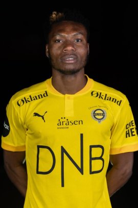 profil-pemain-bola-igoh-ogbu-karier-dan-prestasinya