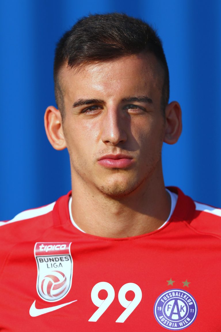 profil-pemain-bola-mirko-kos-karier-dan-prestasinya